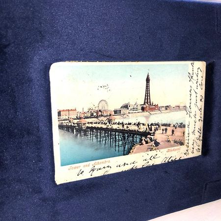 Entire Holiday Home In Blackpool With Free Parking And A Private Patio Garden Exteriér fotografie